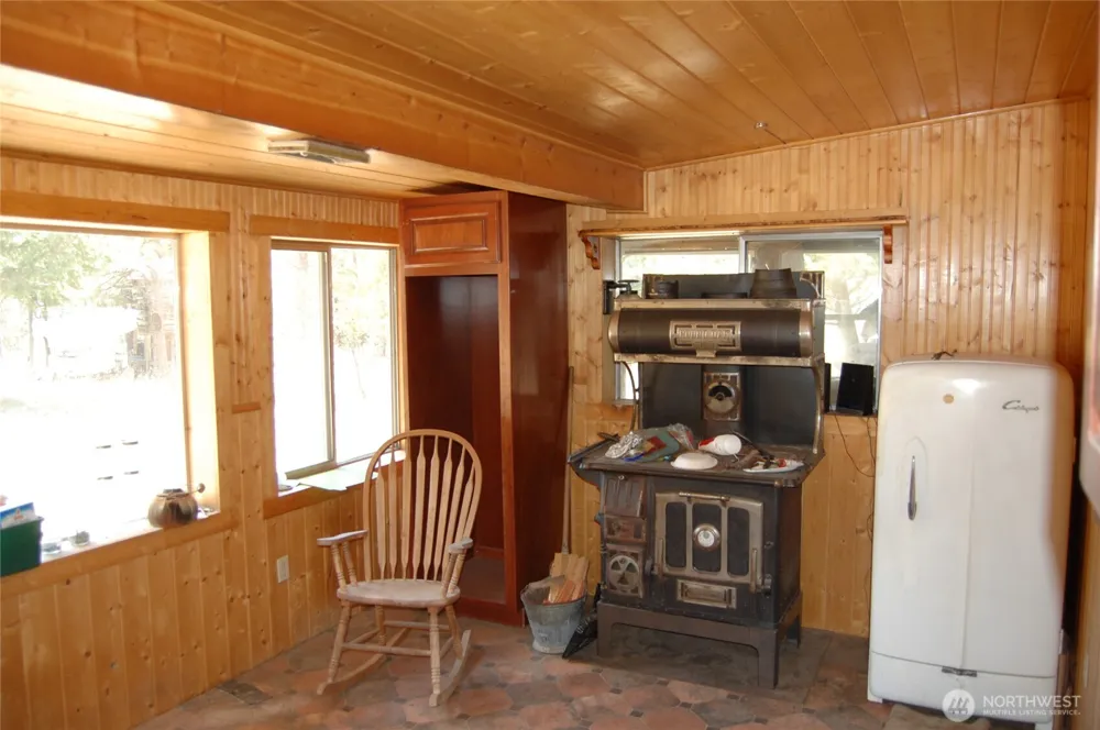 74 Stonehaven Rd Tonasket, WA 98855
