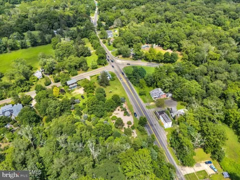 465 LAKEWOOD FARMINGDALE