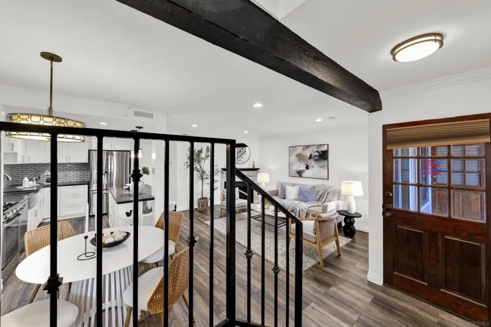 13815 Johannesberg #4 Poway, CA 92064