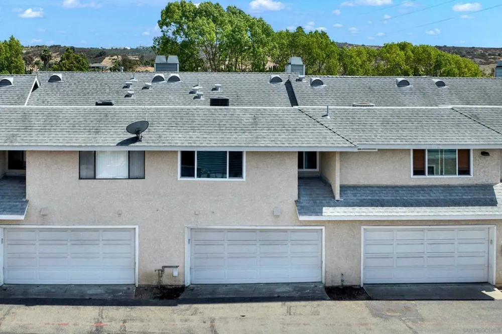 13815 Johannesberg #4 Poway, CA 92064