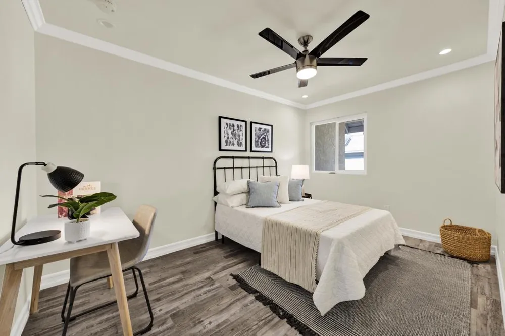 13815 Johannesberg #4 Poway, CA 92064