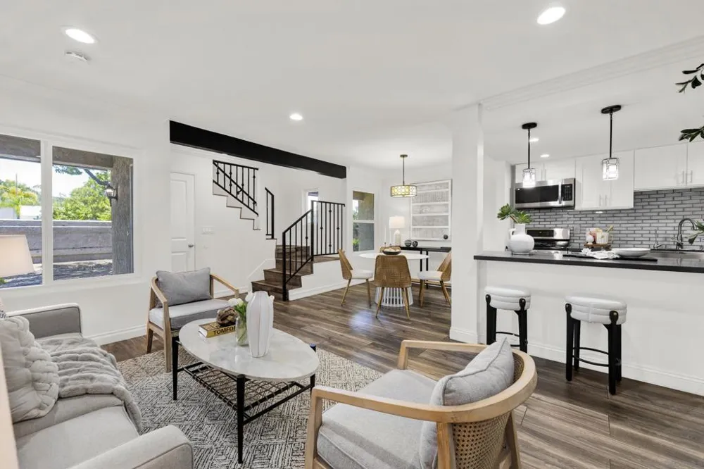 13815 Johannesberg #4 Poway, CA 92064