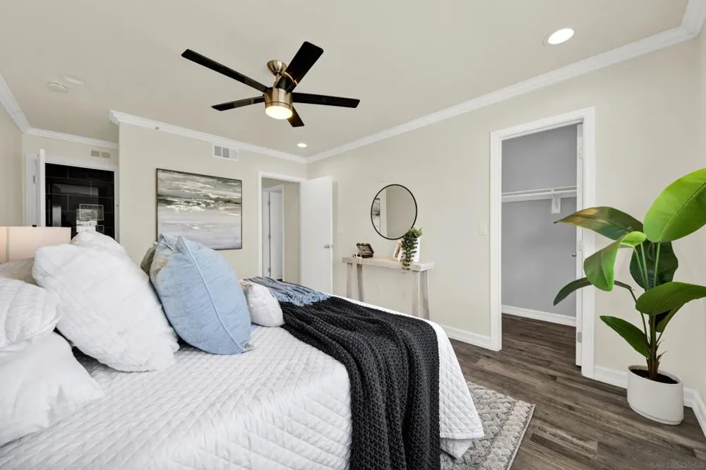13815 Johannesberg #4 Poway, CA 92064