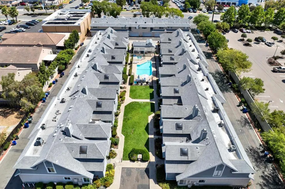 13815 Johannesberg #4 Poway, CA 92064