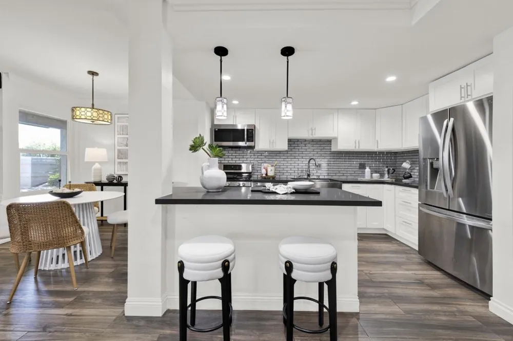 13815 Johannesberg #4 Poway, CA 92064
