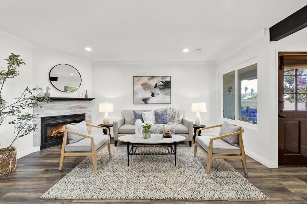 13815 Johannesberg #4 Poway, CA 92064