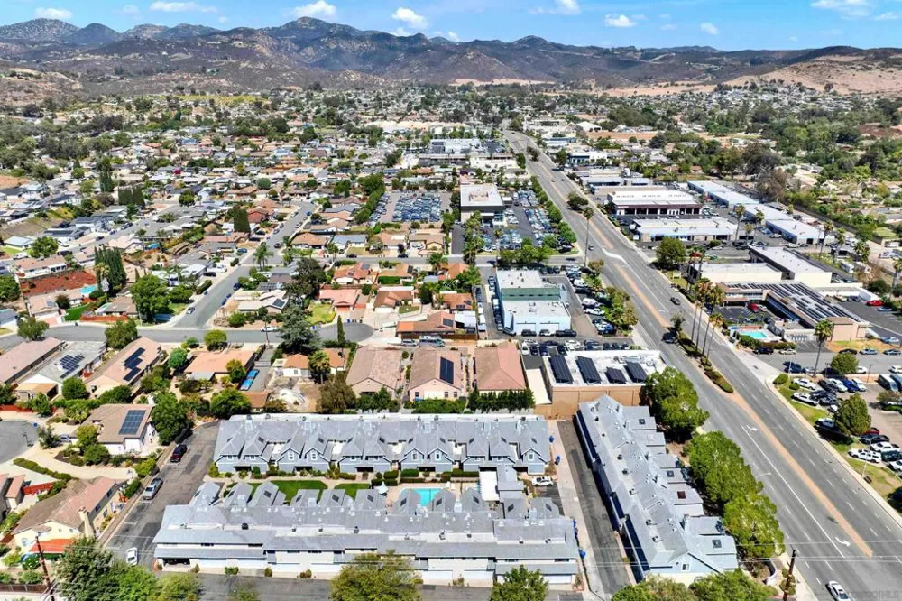 13815 Johannesberg #4 Poway, CA 92064