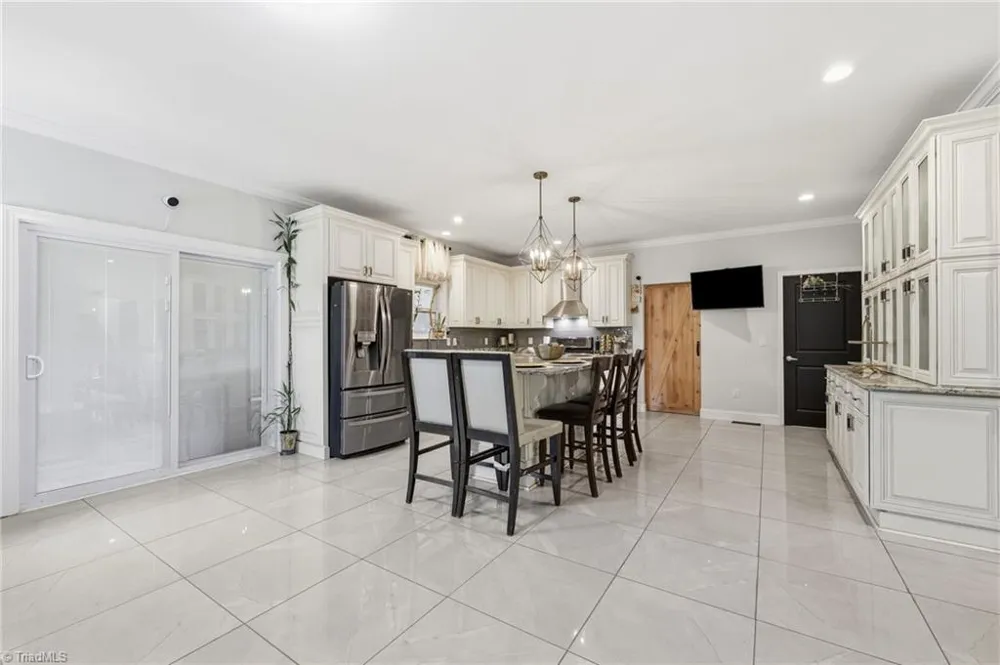 7005 Mcleansville Road Browns Summit, NC 27214