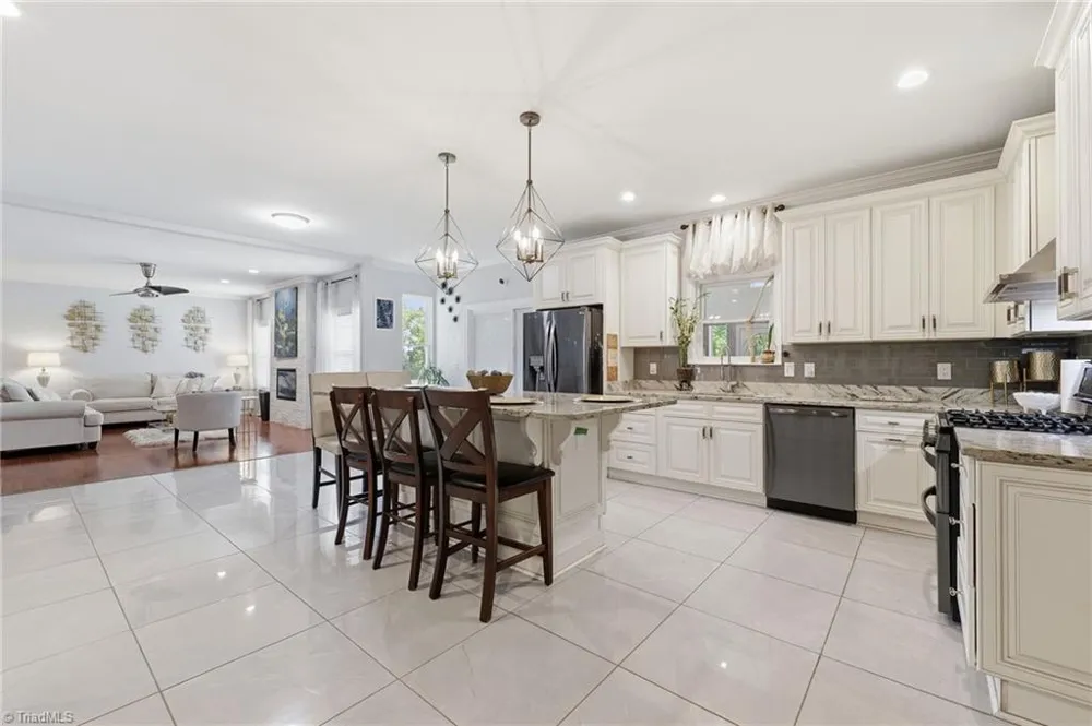 7005 Mcleansville Road Browns Summit, NC 27214