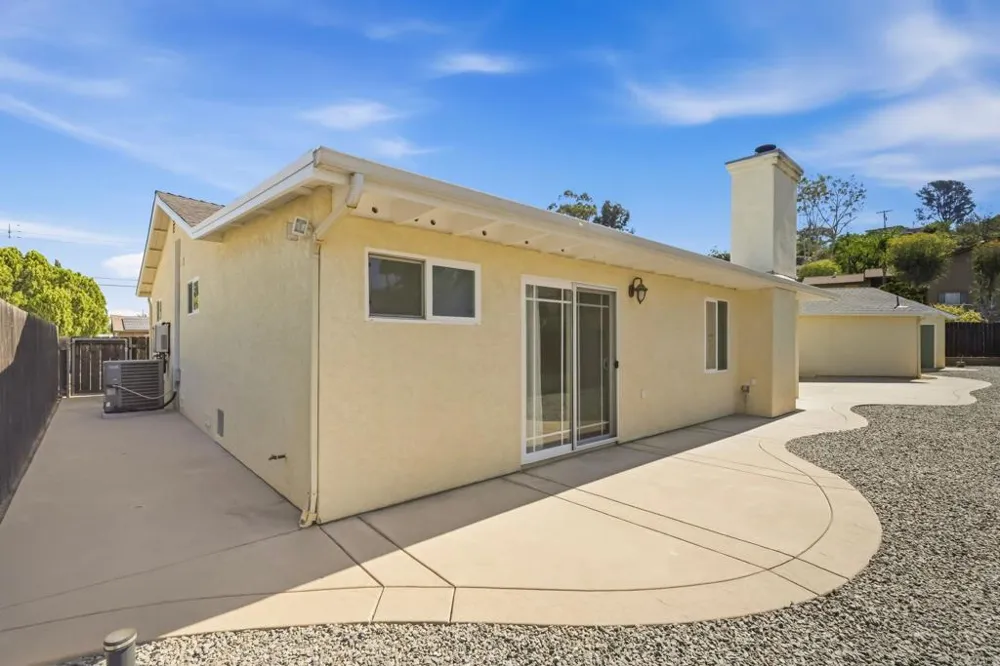 1677 Sandos Street El Cajon, CA 92019