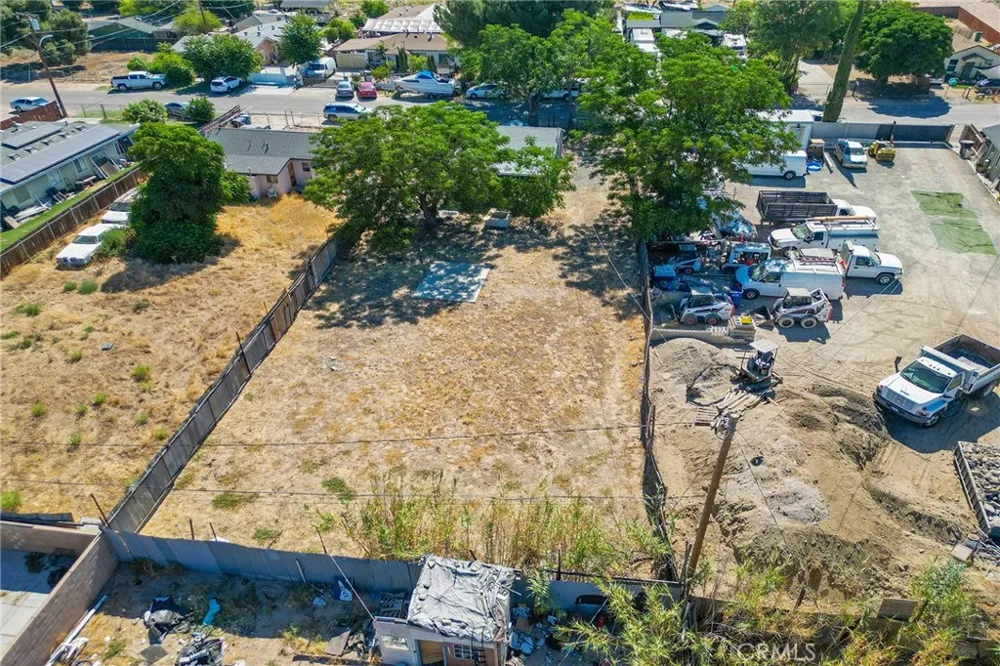 8052 Shirley San Bernardino, CA 92410