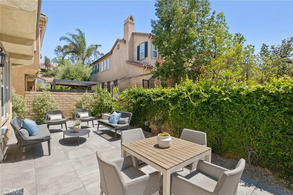 10 Newton Court Laguna Niguel, CA 92677