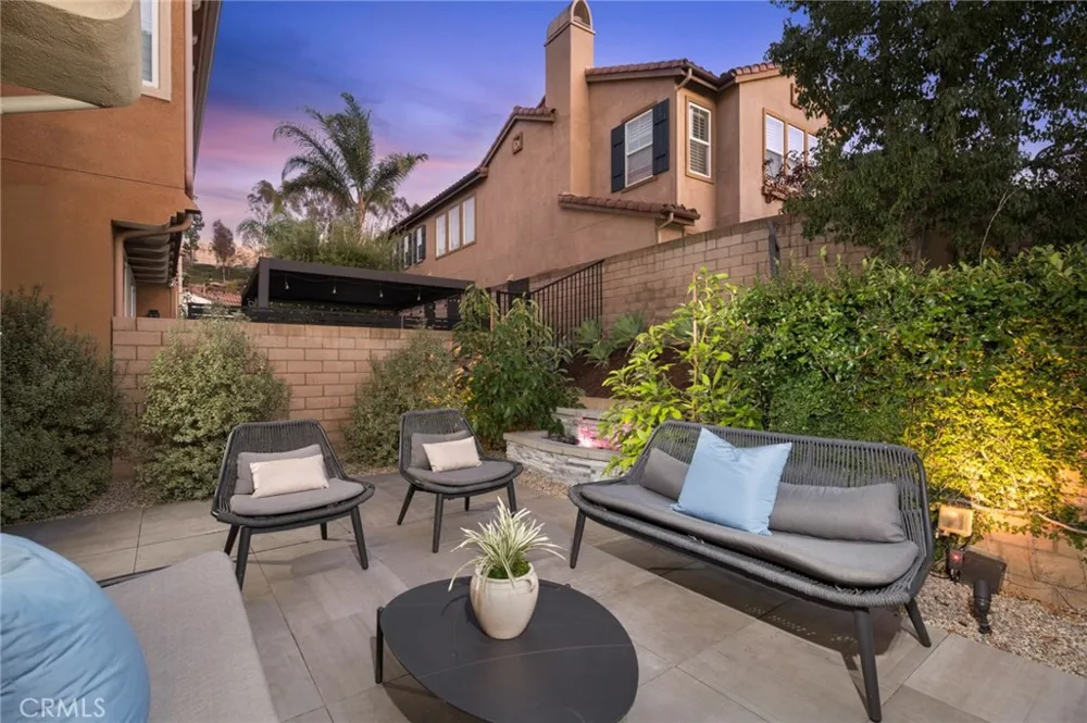 10 Newton Court Laguna Niguel, CA 92677