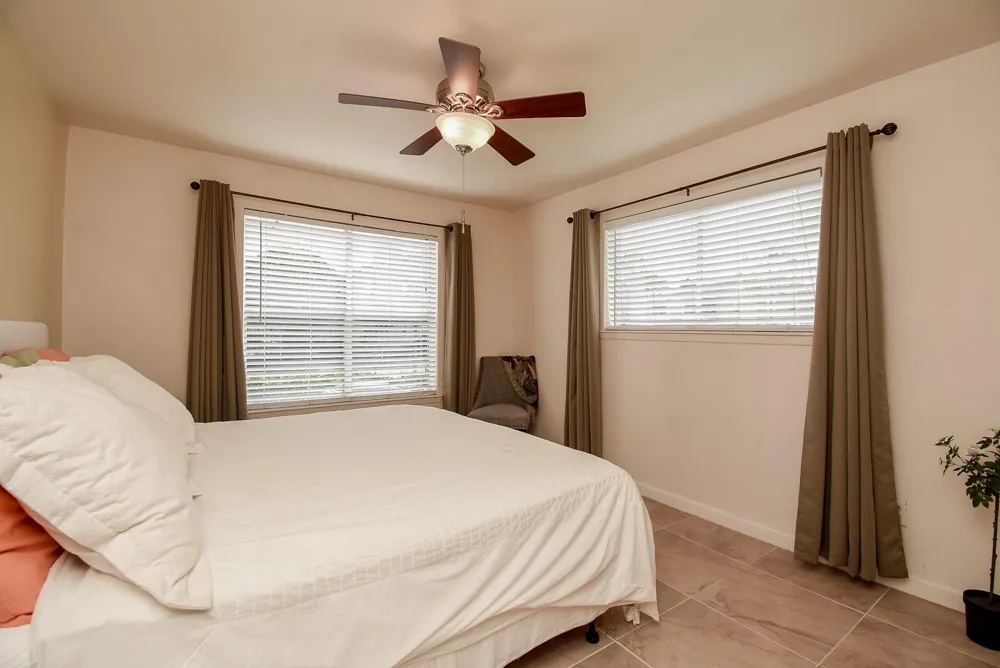 10555 Turtlewood Court #1716 Houston, TX 77072