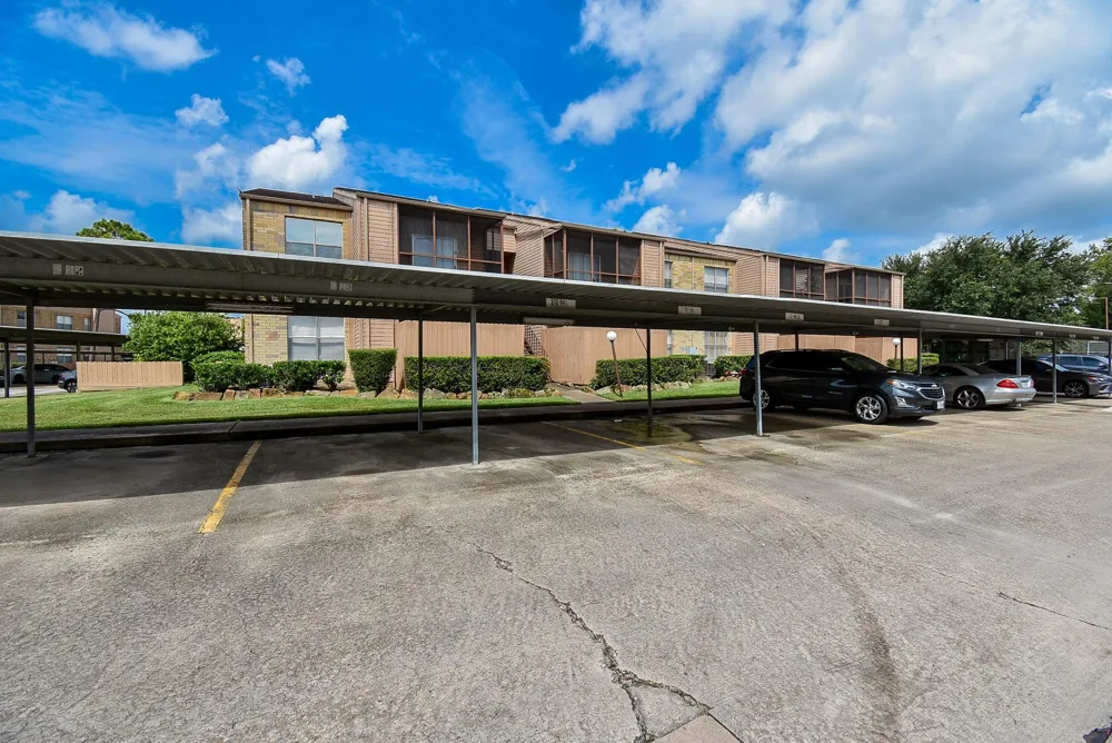 10555 Turtlewood Court #1716 Houston, TX 77072