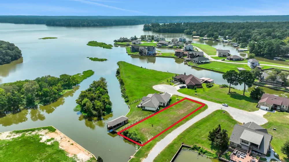 11 Peninsula Point Huntsville, TX 77340