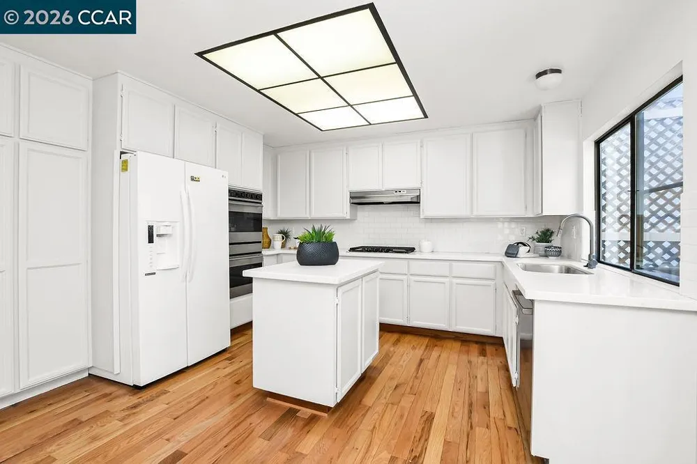 1623 Geary Rd Walnut Creek, CA 94597