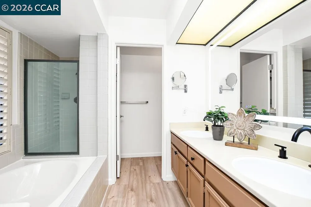 1623 Geary Rd Walnut Creek, CA 94597