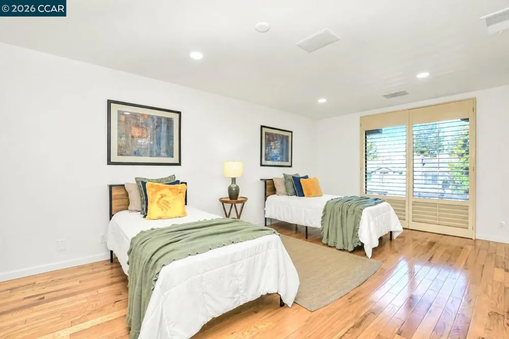 1623 Geary Rd Walnut Creek, CA 94597