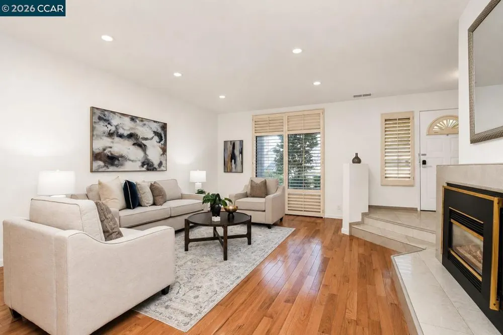 1623 Geary Rd Walnut Creek, CA 94597