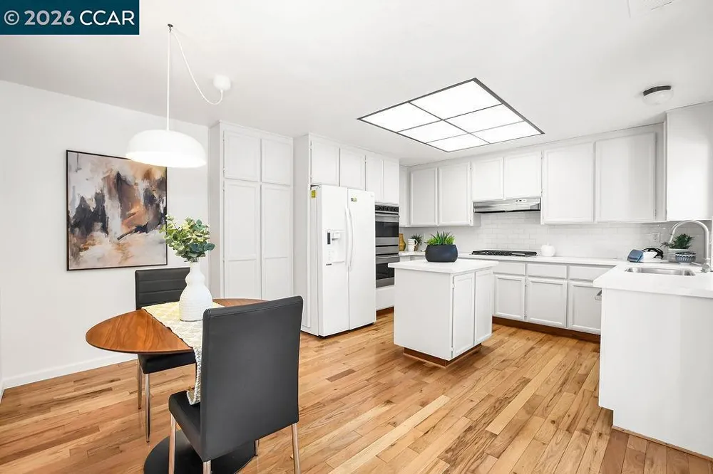1623 Geary Rd Walnut Creek, CA 94597