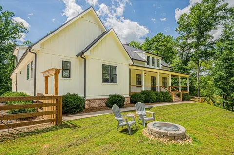 2051 Clay Creek Falls Road