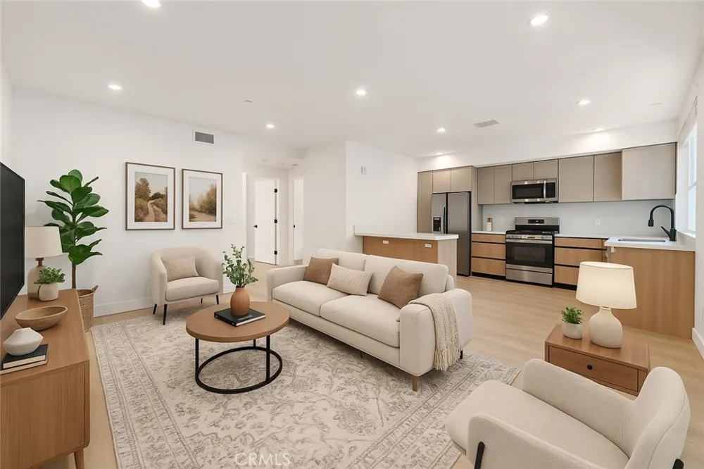 7510 Sepulveda Boulevard #204 Van Nuys, CA 91405