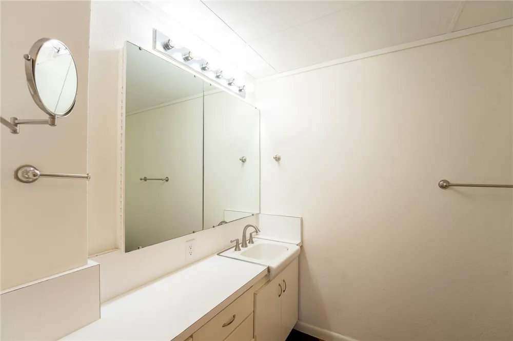 4600 Ocean Drive #407 Corpus Christi, TX 78412