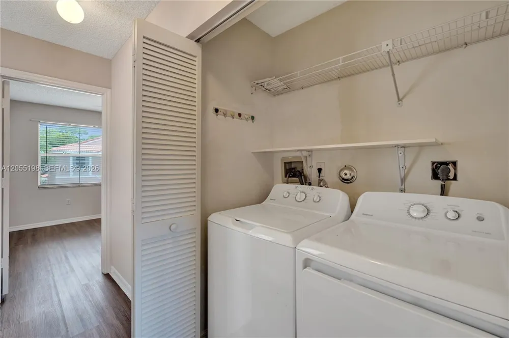 4025 Fern Forest Rd Cooper City, FL 33026