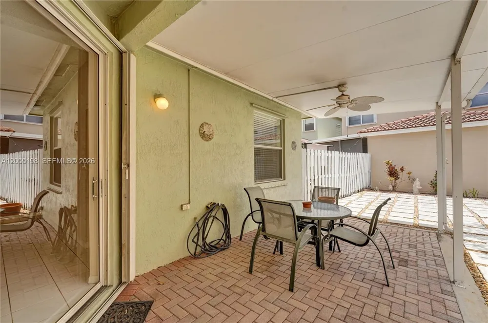 4025 Fern Forest Rd Cooper City, FL 33026