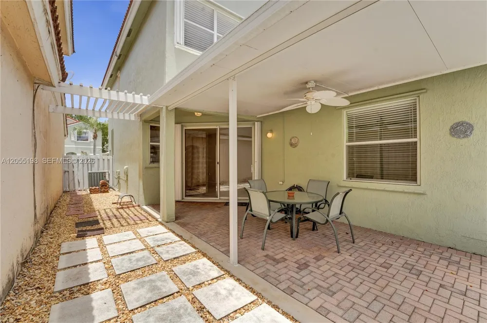 4025 Fern Forest Rd Cooper City, FL 33026