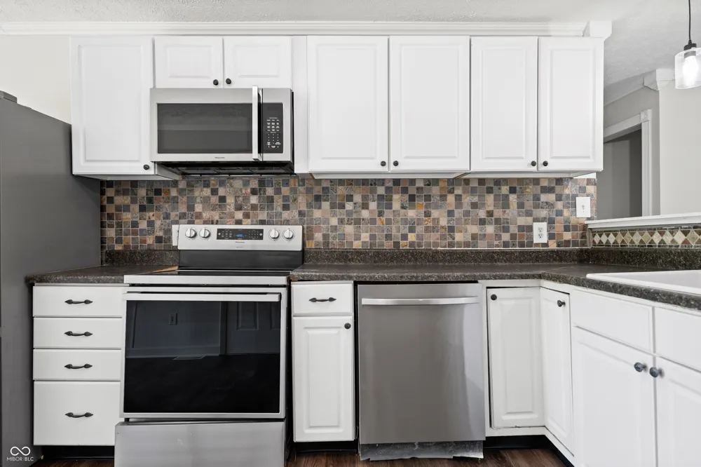 353 Trinton Circle Bedford, IN 47421