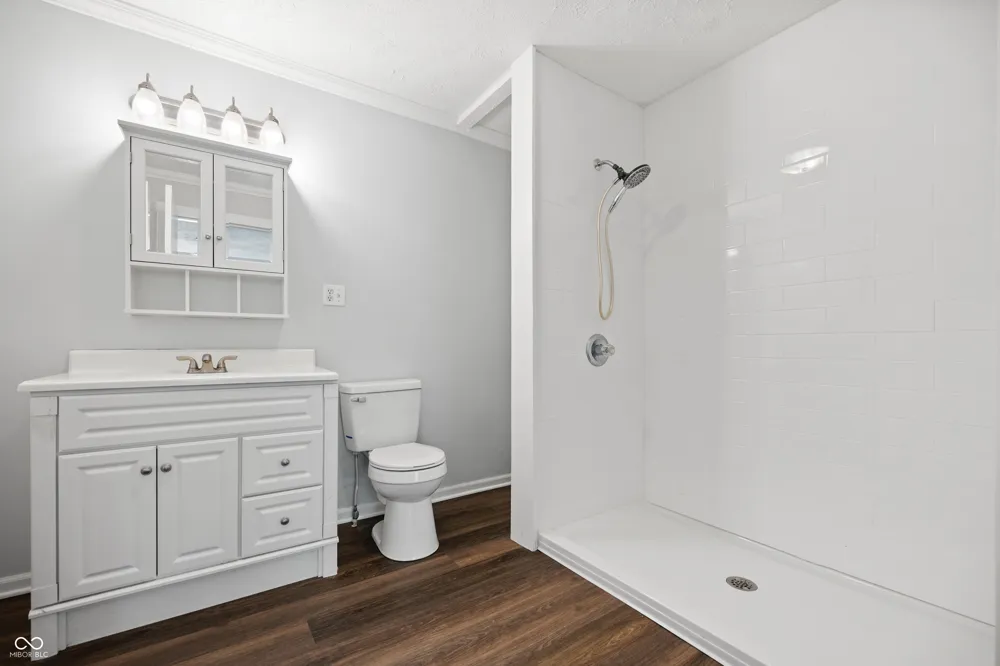 353 Trinton Circle Bedford, IN 47421