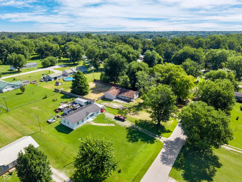 353 Trinton Circle Bedford, IN 47421