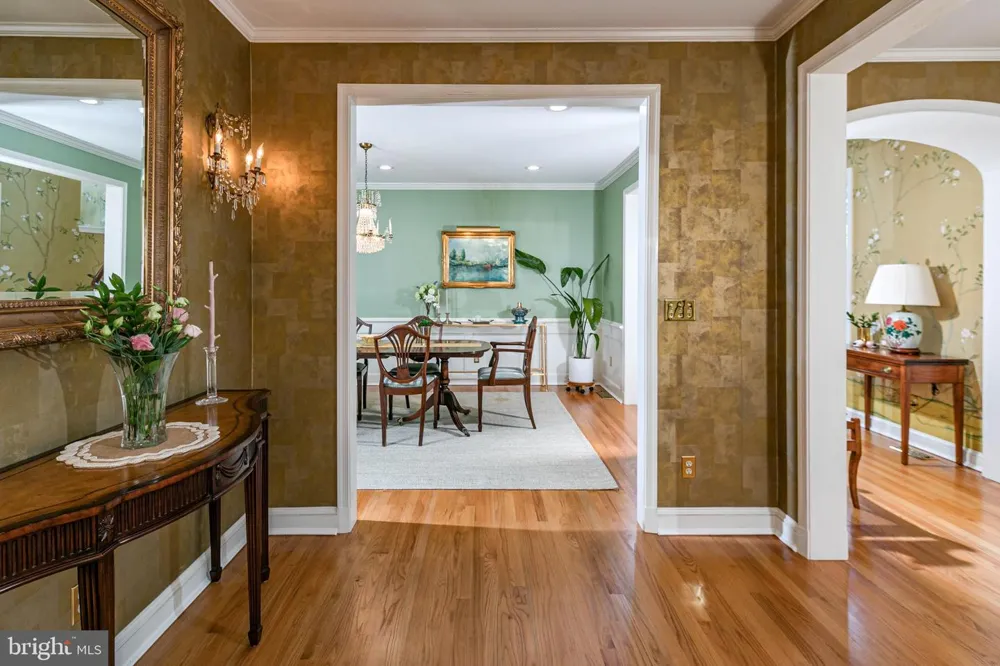 38 PARDOE ROAD Princeton, NJ 08540