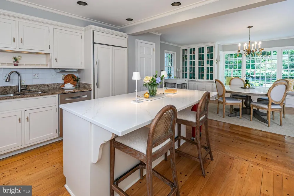 38 PARDOE ROAD Princeton, NJ 08540