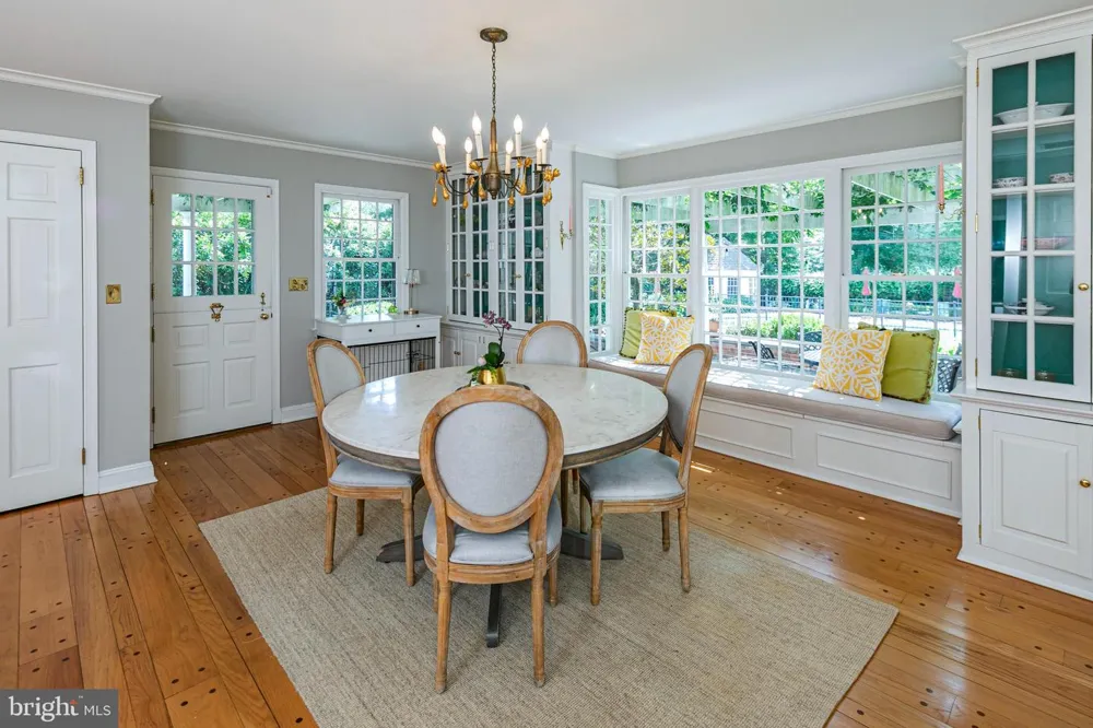 38 PARDOE ROAD Princeton, NJ 08540