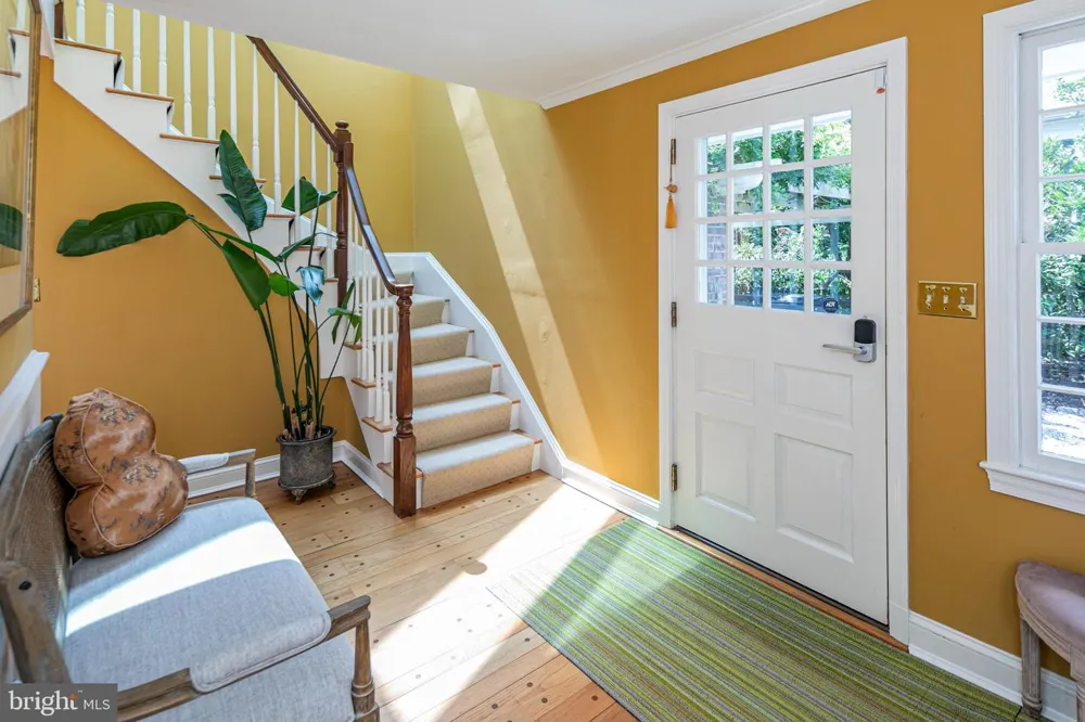 38 PARDOE ROAD Princeton, NJ 08540