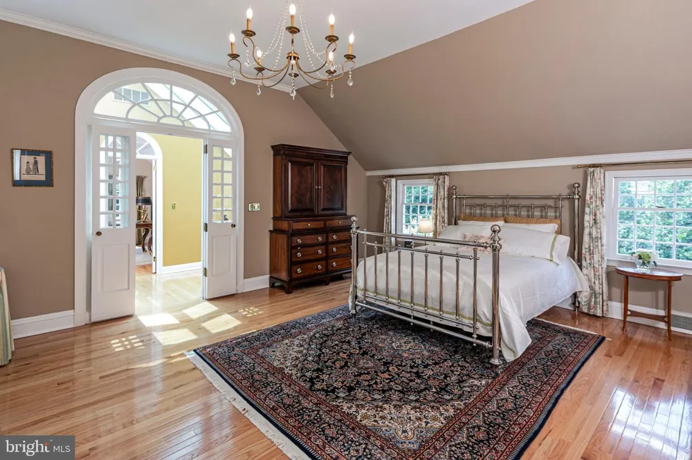 38 PARDOE ROAD Princeton, NJ 08540
