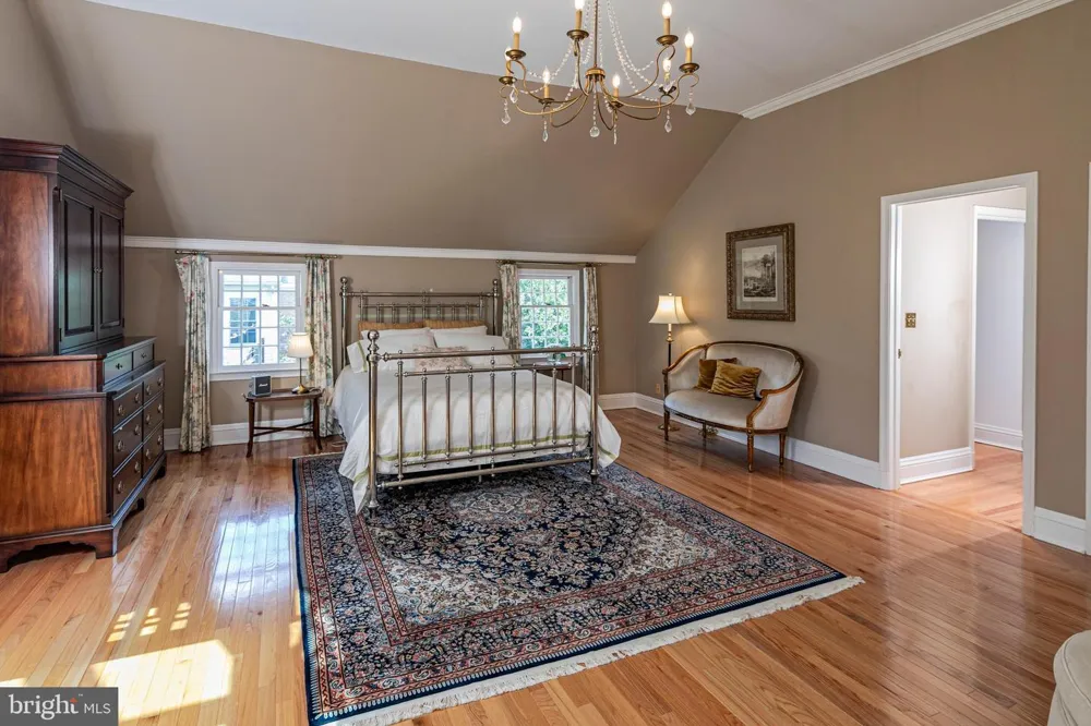 38 PARDOE ROAD Princeton, NJ 08540