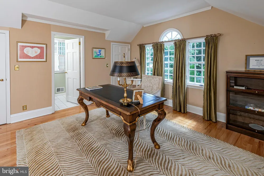 38 PARDOE ROAD Princeton, NJ 08540