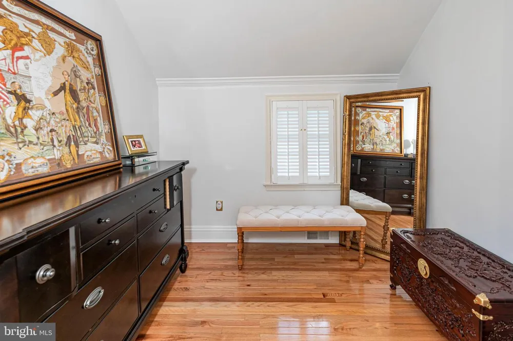 38 PARDOE ROAD Princeton, NJ 08540