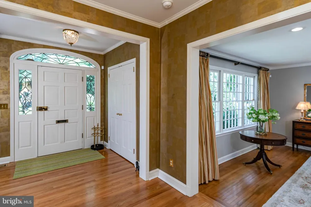 38 PARDOE ROAD Princeton, NJ 08540