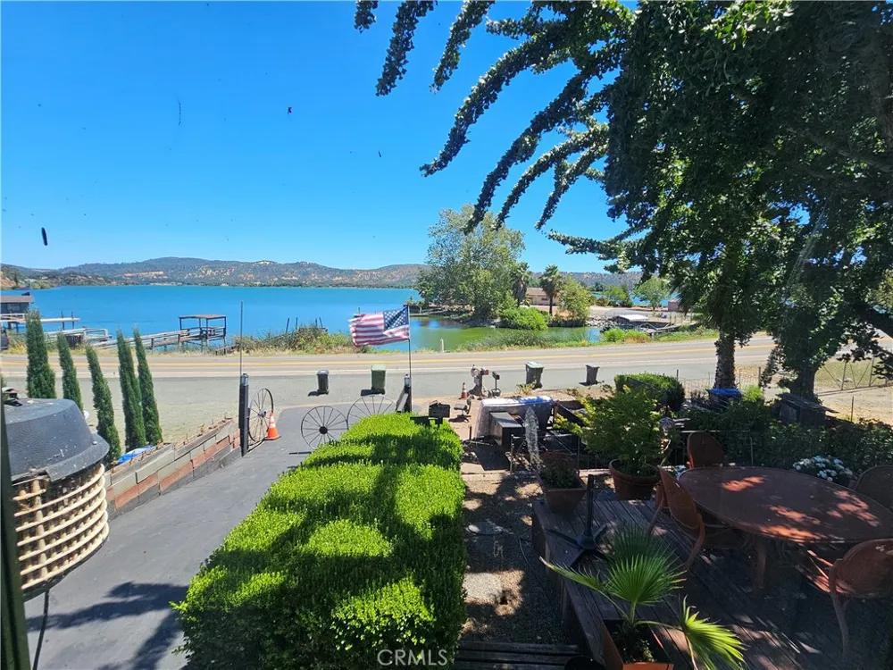 12022 E Highway 20 Clearlake Oaks, CA 95423