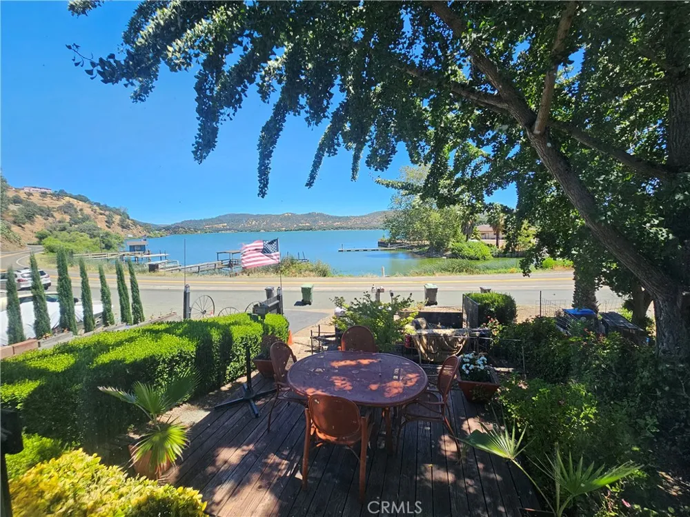 12022 E Highway 20 Clearlake Oaks, CA 95423