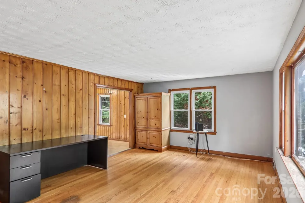 131 & 135 Boyd Avenue Waynesville, NC 28786