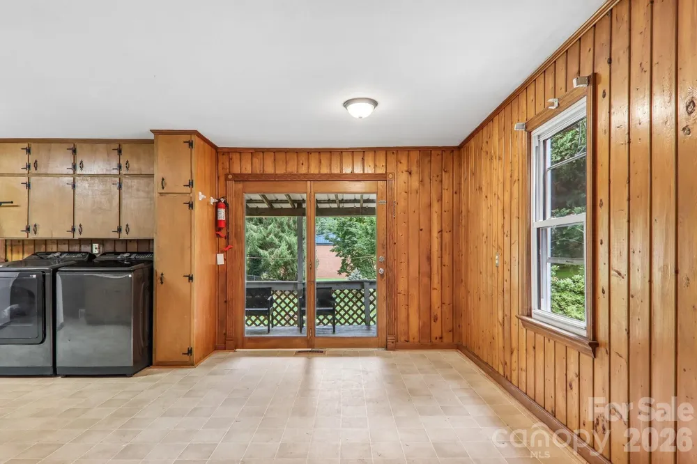 131 & 135 Boyd Avenue Waynesville, NC 28786