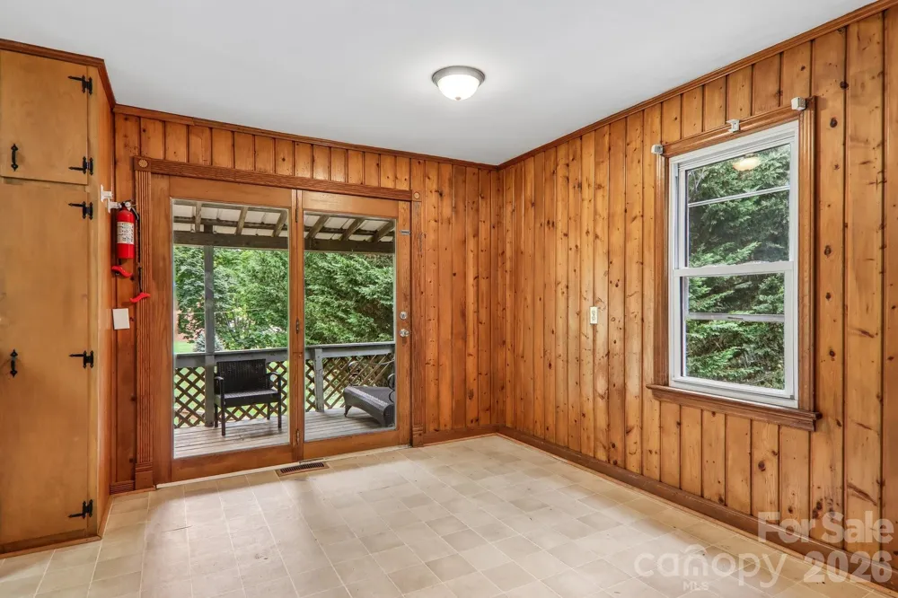 131 & 135 Boyd Avenue Waynesville, NC 28786