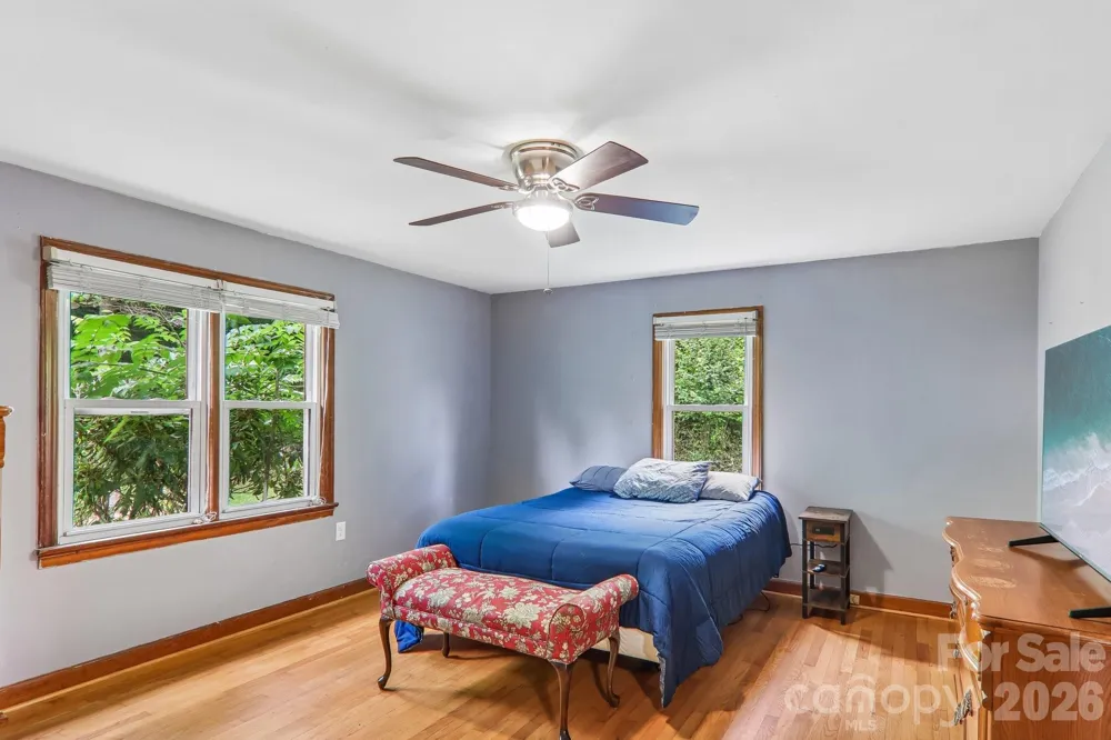 131 & 135 Boyd Avenue Waynesville, NC 28786