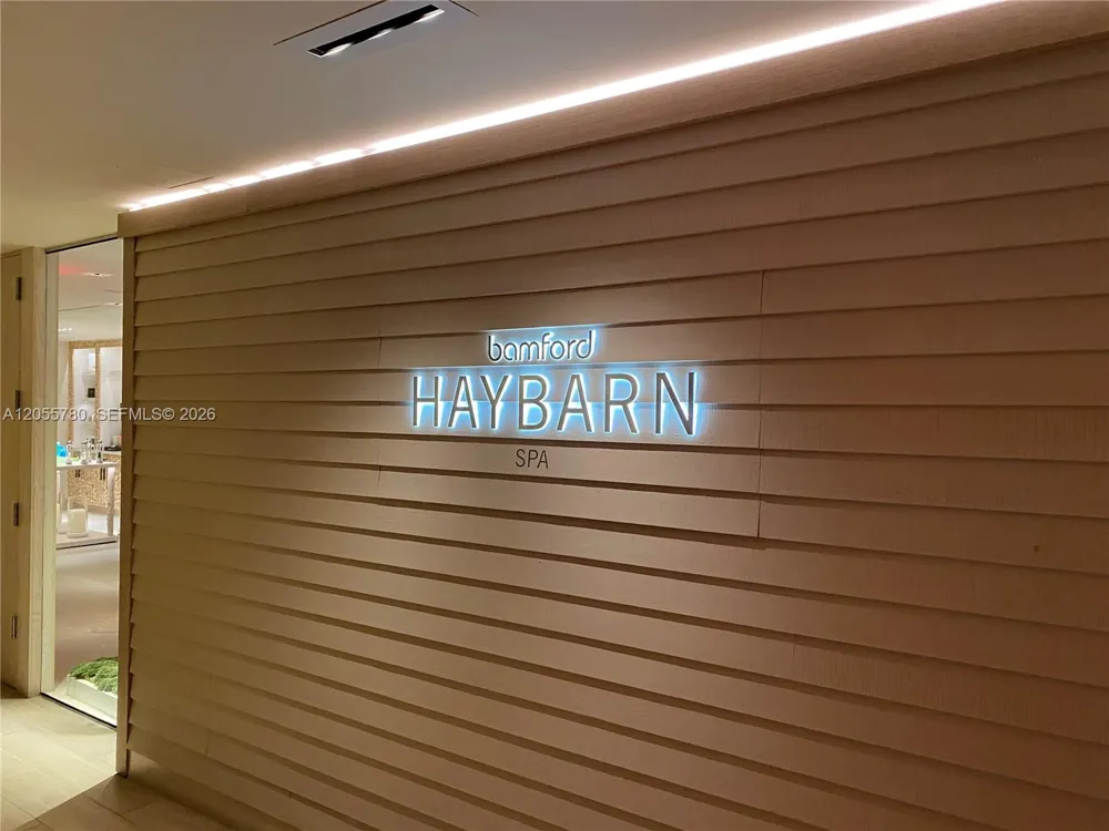 2301 Collins Ave #636 Miami Beach, FL 33139